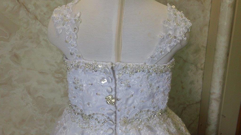 white lace flower girl dresses